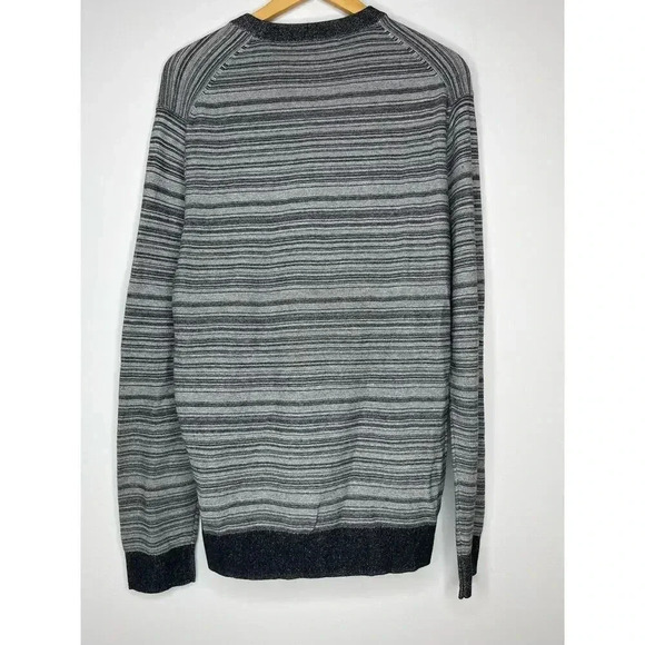 Michael Kors Link Stripe Crew Neck sweater Men’s size L NWT - Picture 4 of 8